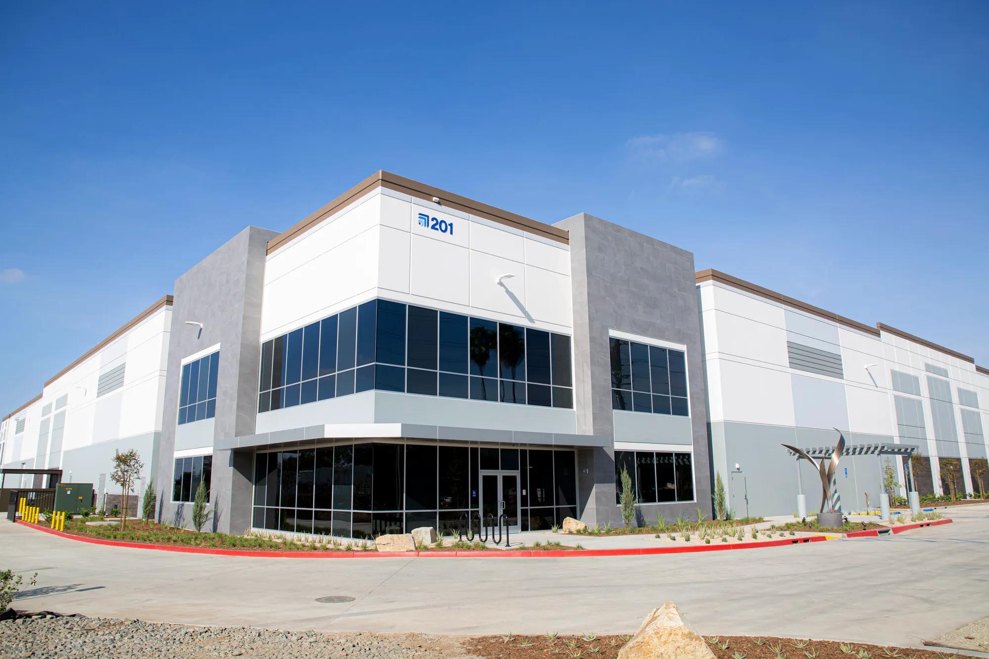 Oxford and EverWest Real Estate Investors establish joint venture to accelerate U.S. light industrial portfolio growth