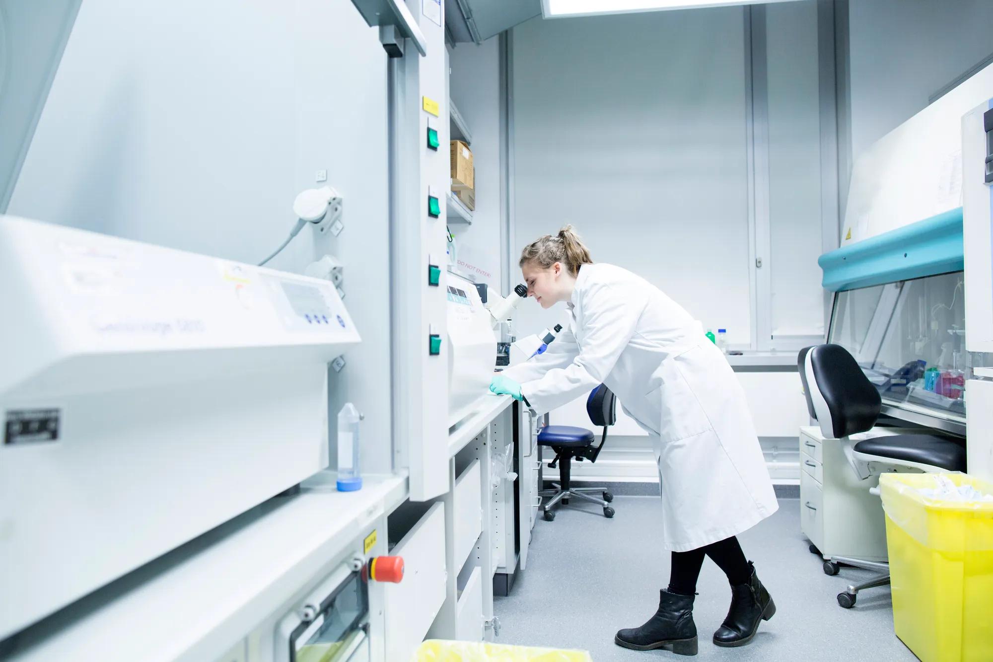 Oxford Properties and Novaxia plan billion euro investment in French life sciences development