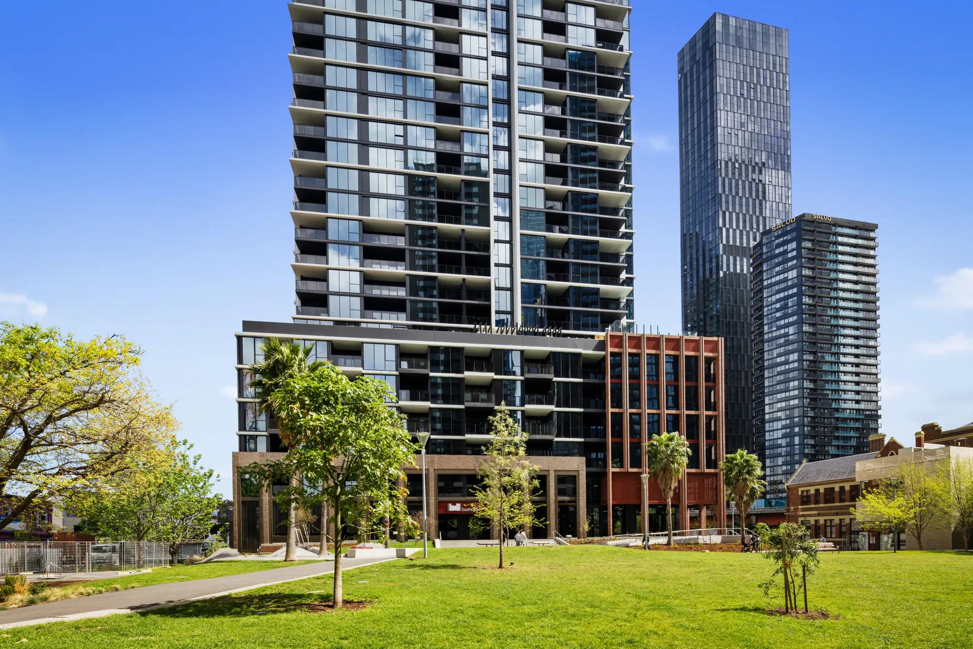 Oxford and Investa celebrate topping out of Indi Southbank in Melbourne