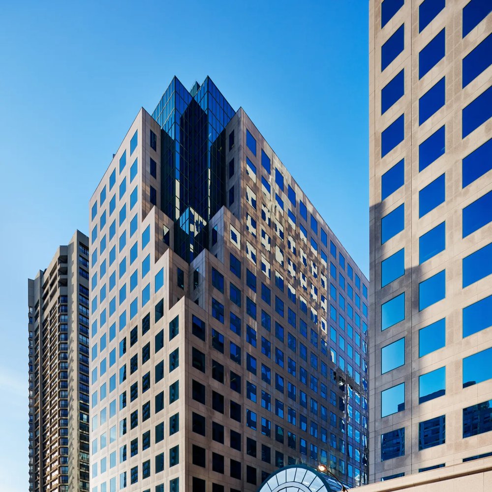 10 Bay Street